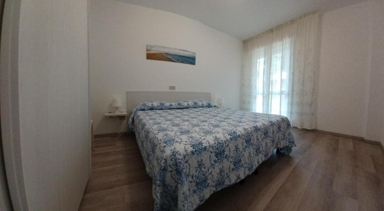 Casa Bivi - Apartments With 1 And 2 Bedrooms - Click Here For More Availabilities Lignano Sabbiadoro Exterior photo