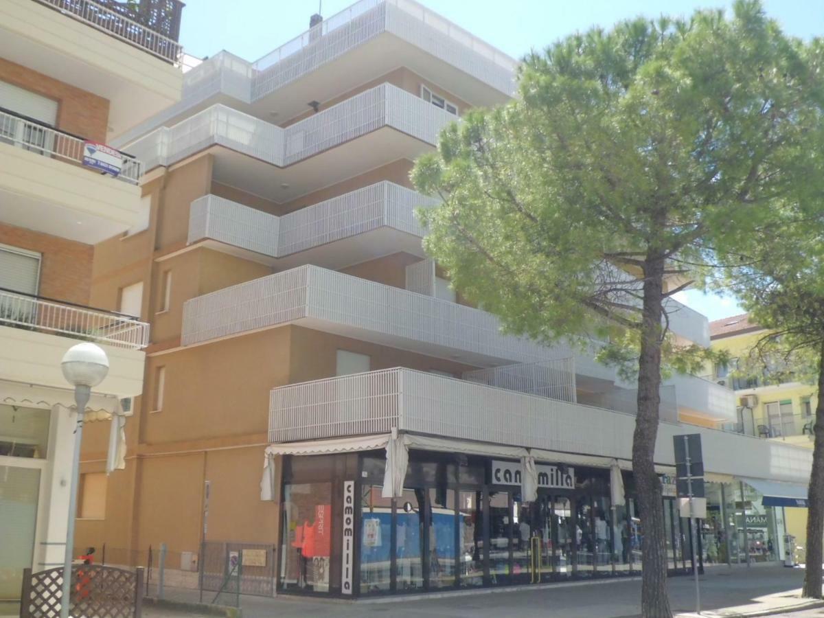 Casa Bivi - Apartments With 1 And 2 Bedrooms - Click Here For More Availabilities Lignano Sabbiadoro Exterior photo